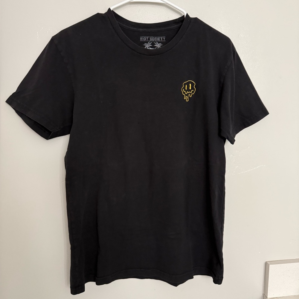 Boys Black Riot Society T-Shirt. Size Medium.